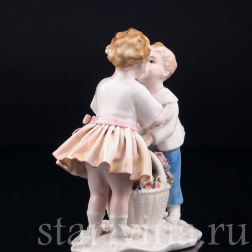 Первый поцелуй, дети с корзиной цветов, Karl Ens, Германия, 1920-30 гг