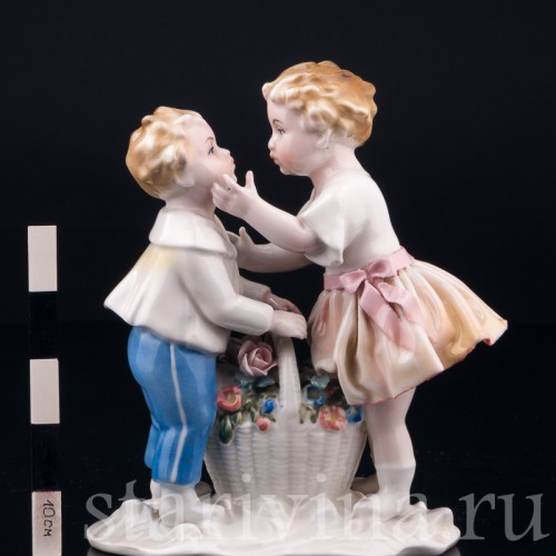 Первый поцелуй, дети с корзиной цветов, Karl Ens, Германия, 1920-30 гг