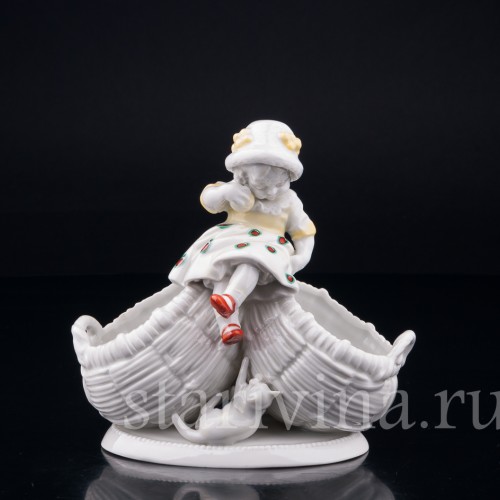 Девочка и котенок, Hertwig & Co, Германия, 1920-30 гг