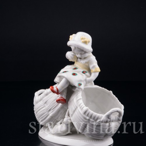 Девочка и котенок, Hertwig & Co, Германия, 1920-30 гг