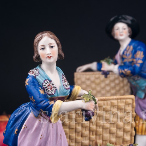 Пара с корзинами фруктов, Volkstedt, Германия, кон. 19 - нач. 20 вв