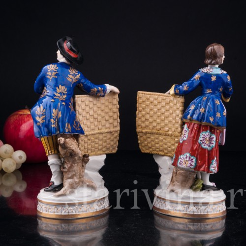 Пара с корзинами фруктов, Volkstedt, Германия, кон. 19 - нач. 20 вв