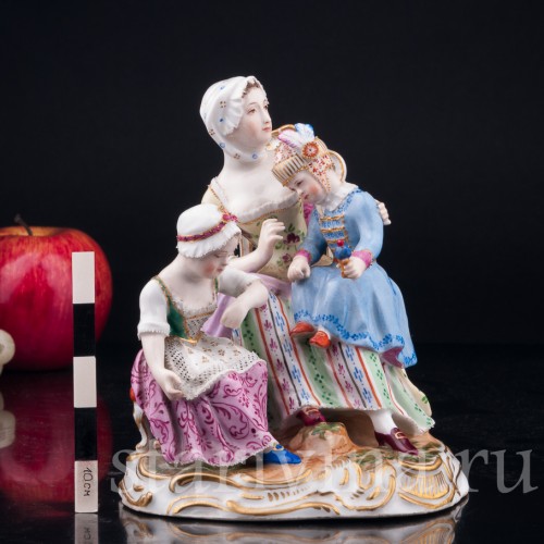 Фарфорвая статуэтка Женщина с двумя девочками, Royal Wien, Австрия, 1846 г.
