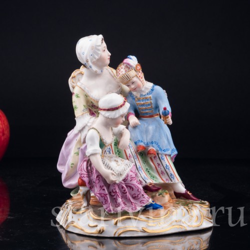 Фарфорвая статуэтка Женщина с двумя девочками, Royal Wien, Австрия, 1846 г.