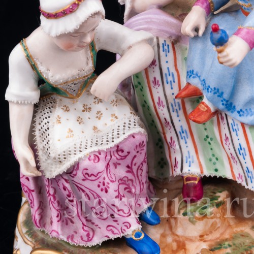 Фарфорвая статуэтка Женщина с двумя девочками, Royal Wien, Австрия, 1846 г.
