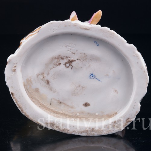 Фарфорвая статуэтка Девушка-цветочница, продавщица цветов, Dressel, Kister & Co, Германия, 1907-20 гг.