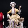 Фарфорвая статуэтка Девушка-цветочница, продавщица цветов, Dressel, Kister & Cie, Германия, 1907-20 гг.