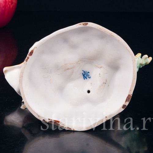 Антикварная фарфоровая статуэтка "На ходулях", играющие дети, Karl Ens, Германия, кон. 19 в.