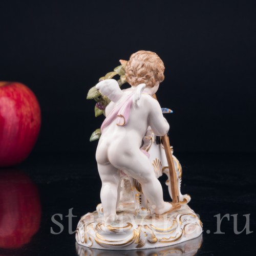 Ангелочек (Амур), точащий стрелу, Meissen, Германия, 19 в