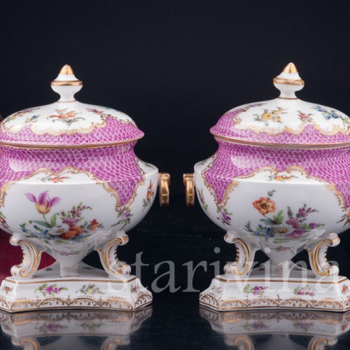 Парные вазы с крышками, Дрезден, Германия, 19 в