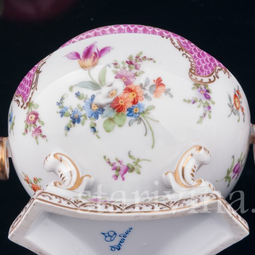 Парные вазы с крышками, Дрезден, Германия, 19 в