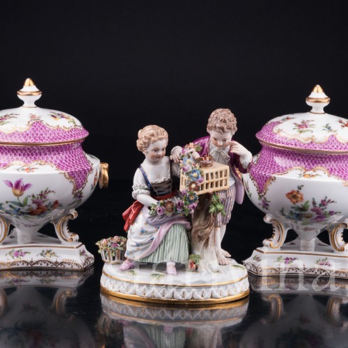 Парные вазы с крышками, Дрезден, Германия, 19 в