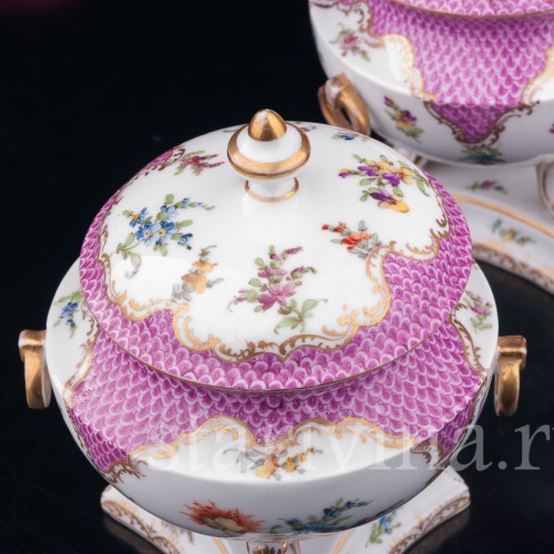 Парные вазы с крышками, Дрезден, Германия, 19 в