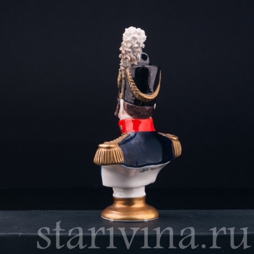 Фигурка из фарфора Бюстик Офицер 1815, Rudolf Kammer, Германия, вт. пол. 20 в.
