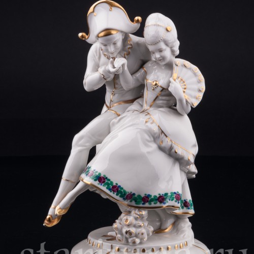 Фигурка пары из фарфора Арлекин и Коломбина, Hertwig & Co, Германия, 1920-30 гг.