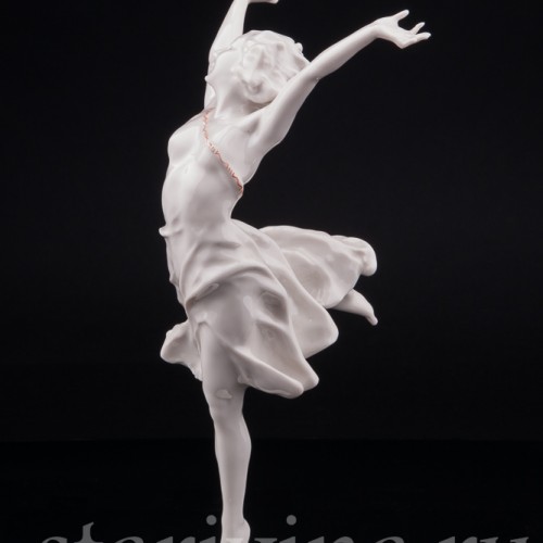 Статуэтка из фарфора Танцующая девушка, Hutschenreuther, Германия, 1938-64 гг.