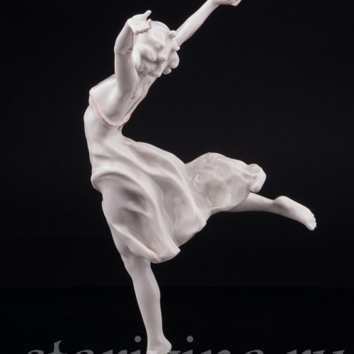 Статуэтка из фарфора Танцующая девушка, Hutschenreuther, Германия, 1938-64 гг.
