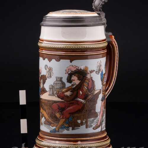 Старинная пивная кружка Ландскнехты, с музыкальной шкатулкой 1/2 л, Villeroy & Boch, Германия, 1910 г.