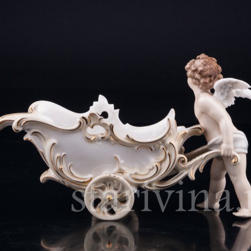 Антикварная фарфорвая статуэтка Ангелочек с возком, Volkstedt, Германия, 19 в.