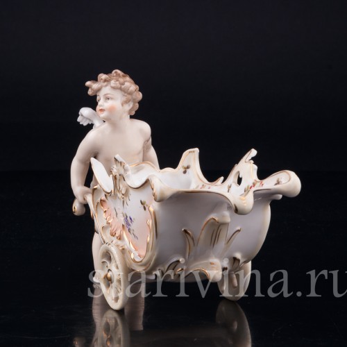 Антикварная фарфорвая статуэтка Ангелочек с возком, Volkstedt, Германия, 19 в.