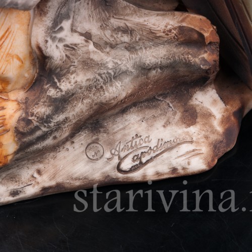 Статуэтка птицы из фарфора Сокол, Capodimonte, Италия, 1985 г.