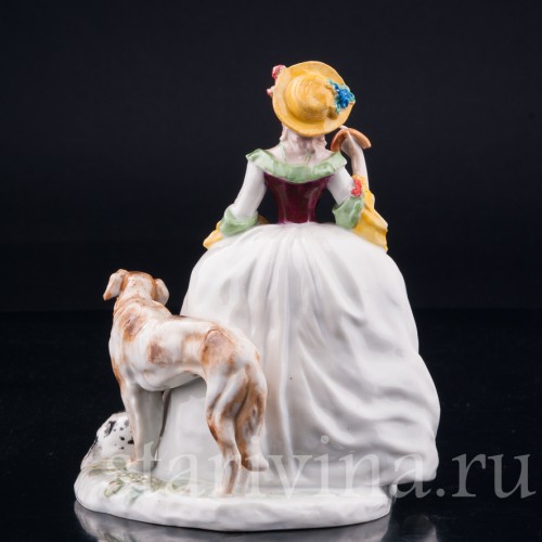 Фарфорвая статуэтка Дама с тростью и собаками, Karl Ens, Германия, 1920-30 гг.
