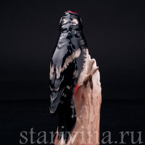 Статуэтка птицы из фарфора Пестрый дятел, Goebel, Германия, 1967 г.