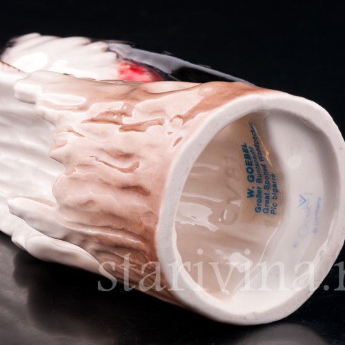 Статуэтка птицы из фарфора Пестрый дятел, Goebel, Германия, 1967 г.