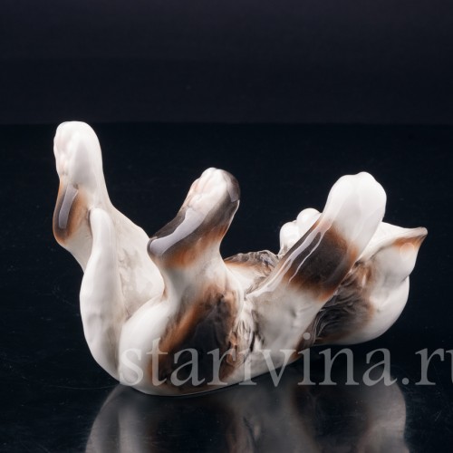 Фигурка из фарфора Играющий котенок, Goebel, Германия, вт. пол. 20 в.