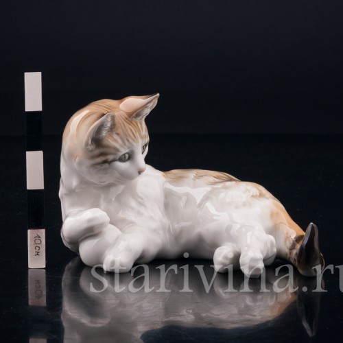 Котенок играющий с мячом, Hutschenreuther, Германия, 1960 гг