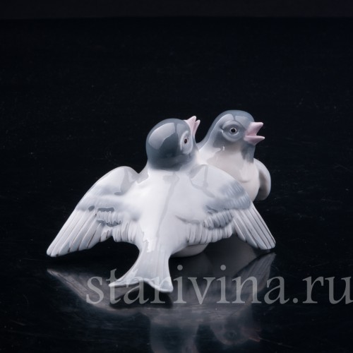 Статуэтка птиц из фарфора Птенцы ласточек, Metzler & Ortloff, Германия, до 1945 г.