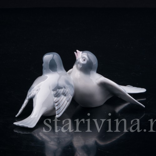 Статуэтка птиц из фарфора Птенцы ласточек, Metzler & Ortloff, Германия, до 1945 г.