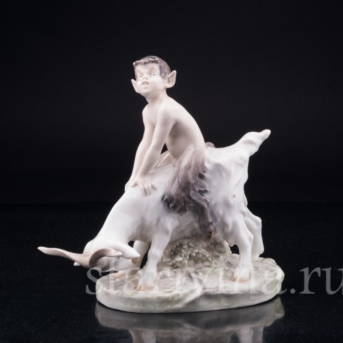 Фавн на козле, Royal Copenhagen, Дания