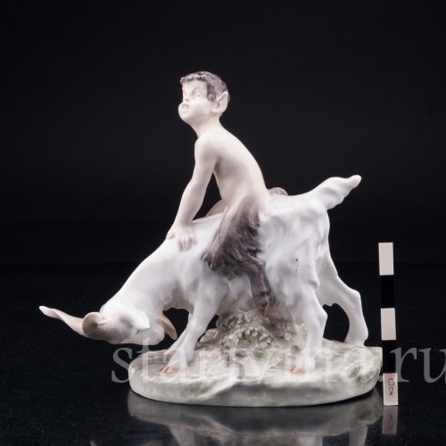 Фавн на козле, Royal Copenhagen, Дания