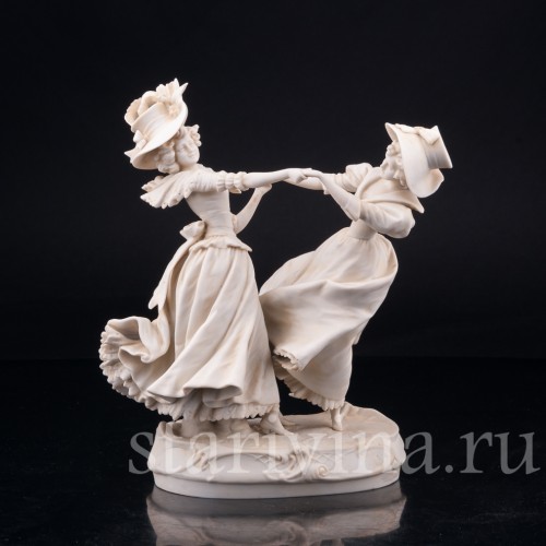 Старинная фарфорвая композиция "В вихре танца", танцующие девушки, Scheibe-Alsbach, Германия, 1925-45 гг.