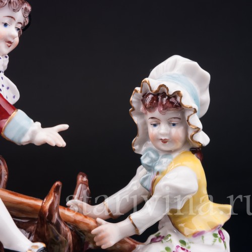 Дети на качелях, Volkstedt, Германия, вт. пол. 20 в