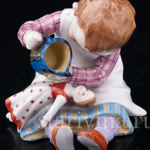 Девочка, поящая куклу, E. A. Muller, Германия, нач. 20 в