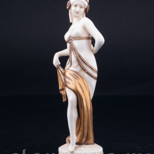 Фигурка из фарфора девушки Восточная танцовщица, E. A. Muller, Германия, нач. 20 в.
