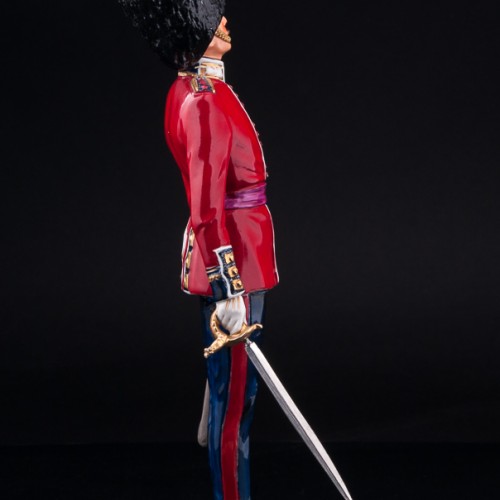 Фарфорвая статуэтка соладата Капитан шотландской гвардии, Дрезден, Германия, сер. 20 в.