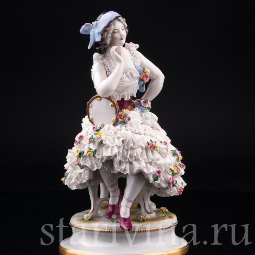 Анна Павлова в роли Китри, кружевная, Volkstedt, Германия, до 1935 г