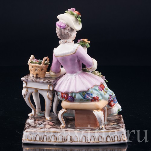 Девушка с цветами, Дрезден, Германия, 19 в