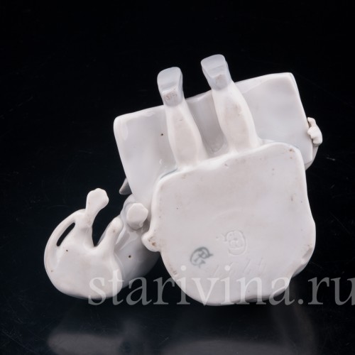 Девочка с собакой, читающие книжку, Pfeffer, Германия, 1900-34 гг