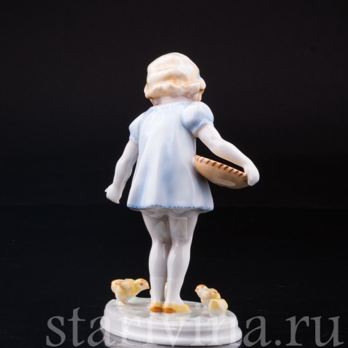 Девочка, кормящая цыплят, Metzler & Ortloff, Германия, 1930-72 гг