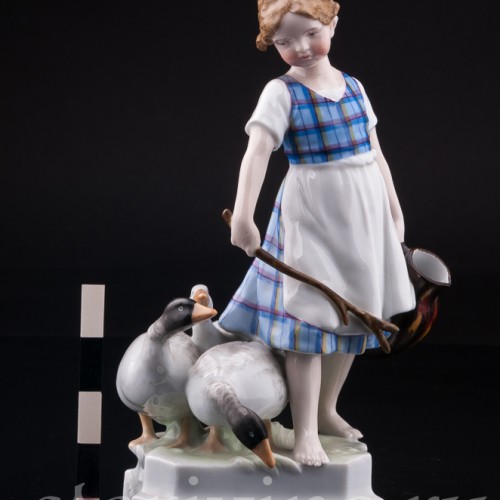 Девочка пасущая гусей, Ernst Bohne Sohne, Германия, 1920-30 гг
