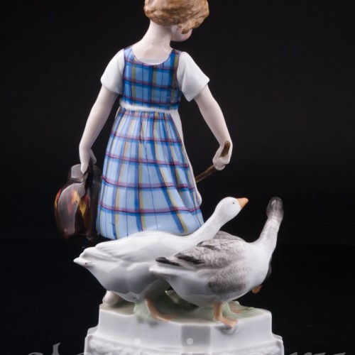 Девочка пасущая гусей, Ernst Bohne Sohne, Германия, 1920-30 гг