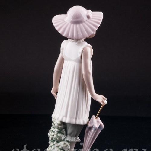 Девочка с зонтиком, NAO, Испания, после 1990 г