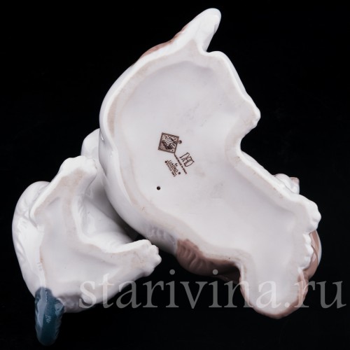 Фигурка собак из фарфора Два щенка, NAO, Испания, вт. пол. 20 века.