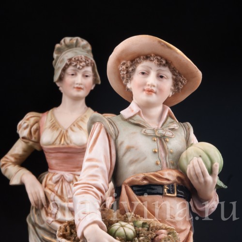 Старинная статуэтка из фарфора С рынка, пара, Royal Dux, Чехия, нач. 20 в.