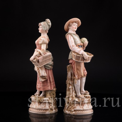 Старинная статуэтка из фарфора С рынка, пара, Royal Dux, Чехия, нач. 20 в.