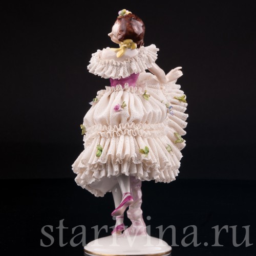 Фарфорвая статуэтка Танцующая девушка, кружевная, Volkstedt, Германия, сер. 20 в.